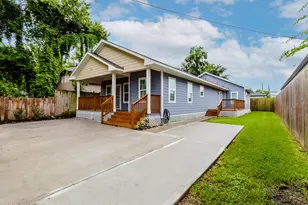 110 Amundsen St, Houston, TX 77009 - Photo 3