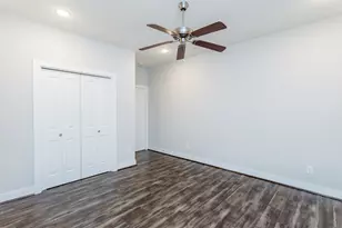 110 Amundsen St, Houston, TX 77009 - Photo 33