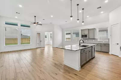 18060 Brennie Bird Lane, Conroe, TX 77302 - Photo 9