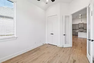 18060 Brennie Bird Ln, Conroe, TX 77302 - Photo 17