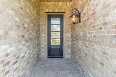 608 Cypress Bay Lane, Pinehurst, TX 77362 - Photo 9