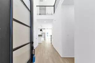 608 Cypress Bay Ln, Pinehurst, TX 77362 - Photo 9