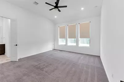 608 Cypress Bay Lane, Pinehurst, TX 77362 - Photo 21