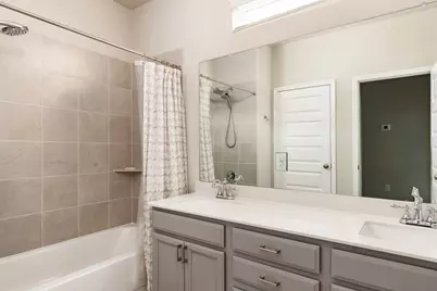 9810 Falling Fern Lane, Houston, TX 77080 - Photo 15