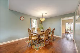 2258 Woodland Springs St, Houston, TX 77077 - Photo 9
