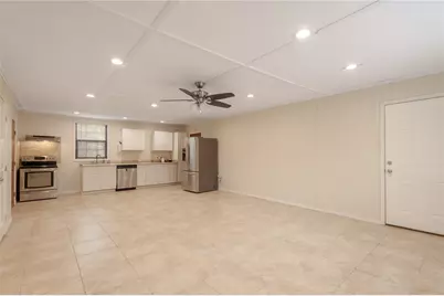 4640 Fm 1374 Road #B, Huntsville, TX 77340 - Photo 1