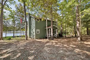 565 Sherwood Forest Dr N, Ivanhoe, TX 75979 - Photo 5