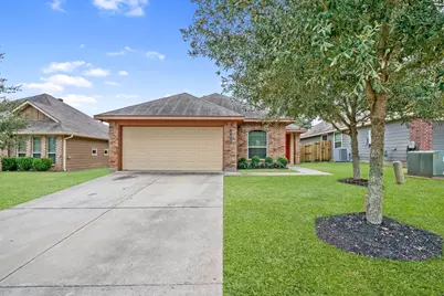 967 Oak Terrace Drive, Conroe, TX 77378 - Photo 1