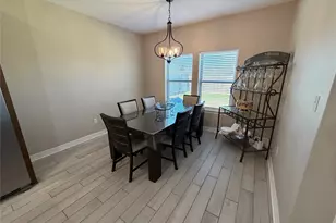 216 Shannon St, Angleton, TX 77515 - Photo 11