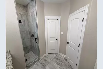 216 Shannon Street, Angleton, TX 77515 - Photo 23