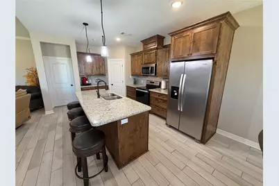 216 Shannon Street, Angleton, TX 77515 - Photo 5