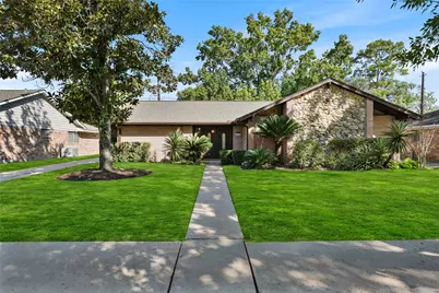 5830 Yarwell Drive, Houston, TX 77096 - Photo 3