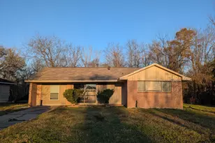 1513 Serpentine Dr, Jacinto City, TX 77029 - Photo 1