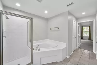 86 N Apple Springs Circle, The Woodlands, TX 77382 - Photo 19