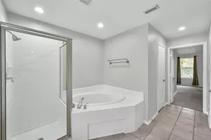 86 N Apple Springs Cir, The Woodlands, TX 77382 - Photo 19