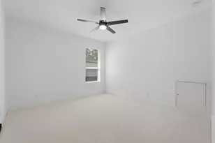 27704 Hazelbrook Ln, Spring, TX 77386 - Photo 23
