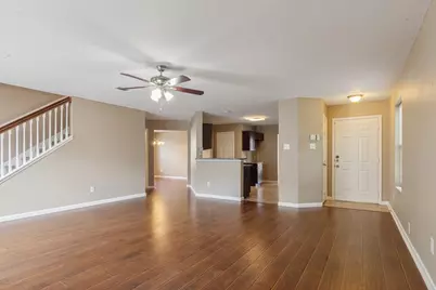 1919 Tomlinson Trail Drive, Houston, TX 77067 - Photo 5