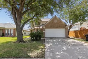 1919 Tomlinson Trail Dr, Houston, TX 77067 - Photo 1