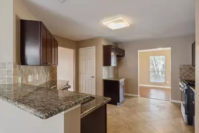 1919 Tomlinson Trail Drive, Houston, TX 77067 - Photo 9