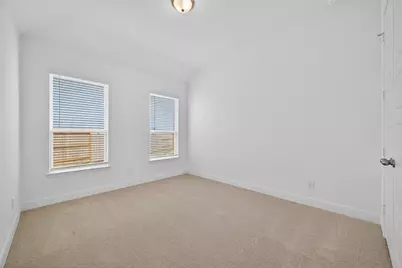 13613 Windward Mist Drive, Texas City, TX 77568 - Photo 23