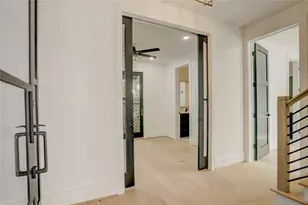 1911 Lauderdale St, Houston, TX 77030 - Photo 19