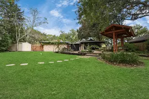 1503 Woodlawn St, Baytown, TX 77520 - Photo 39