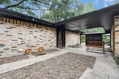 1503 Woodlawn Street, Baytown, TX 77520 - Photo 7