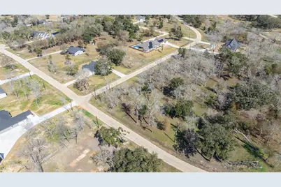 2807 Chinaberry Lane, Alvin, TX 77511 - Photo 9