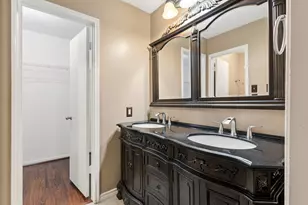 2902 Arrowhead Dr, Sugar Land, TX 77479 - Photo 39