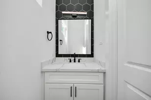 4804 Elysian St, Houston, TX 77009 - Photo 27