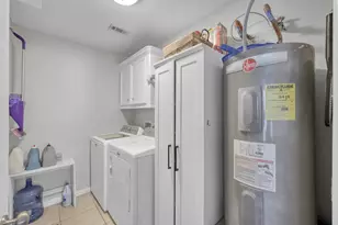 1112 Byrdsong Ct, Conroe, TX 77301 - Photo 17