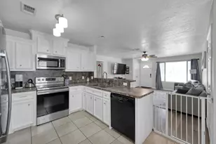 1112 Byrdsong Ct, Conroe, TX 77301 - Photo 7