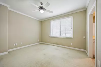 28 Hackberry Lane #C, Houston, TX 77027 - Photo 19