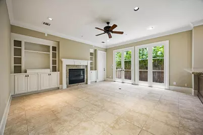 28 Hackberry Lane #C, Houston, TX 77027 - Photo 15
