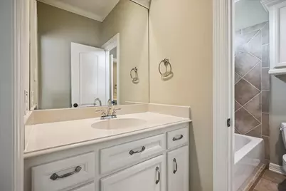 28 Hackberry Lane #C, Houston, TX 77027 - Photo 19