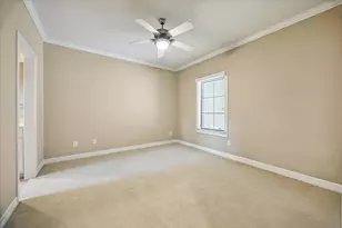 28 Hackberry Ln, Houston, TX 77027 - Photo 17