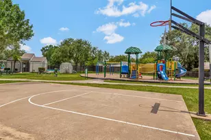 20110 Misty Pines Dr, Humble, TX 77346 - Photo 11