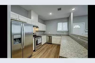 5215 Kingsbury Street, Houston, TX 77021 - Photo 9