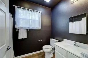 5215 Kingsbury St, Houston, TX 77021 - Photo 19