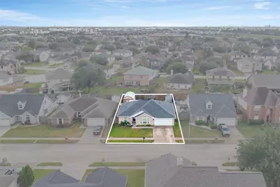 4826 Stone Bridge Street, Baytown, TX 77521 - Photo 15