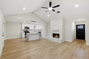 9927 Shell Rock Rd, La Porte, TX 77571 - Photo 9