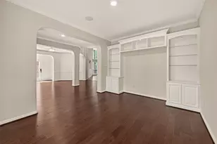 8110 Clearwater Crossing, Humble, TX 77396 - Photo 5