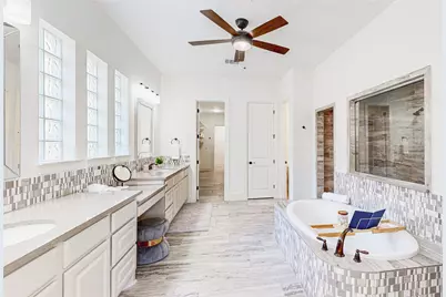 45 Madrone Terrace Place, Tomball, TX 77375 - Photo 17