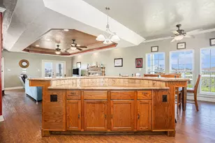 883 Gulf Cedar Dr, Port Bolivar, TX 77650 - Photo 11