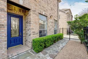 5207 Blossom St, Houston, TX 77007 - Photo 3