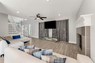 18318 Oakhampton Drive, Houston, TX 77084 - Photo 9