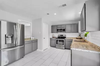 16919 Lacing Court, Crosby, TX 77532 - Photo 3