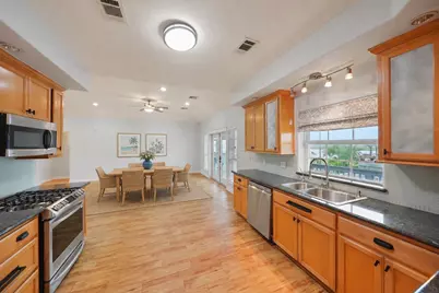 113 Bayou Vista Drive, Hitchcock, TX 77563 - Photo 13