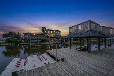 113 Bayou Vista Drive, Hitchcock, TX 77563 - Photo 45