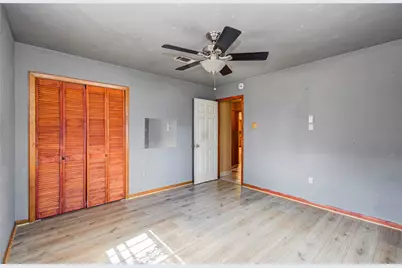 8428 Swiftwater Lane, Houston, TX 77075 - Photo 11